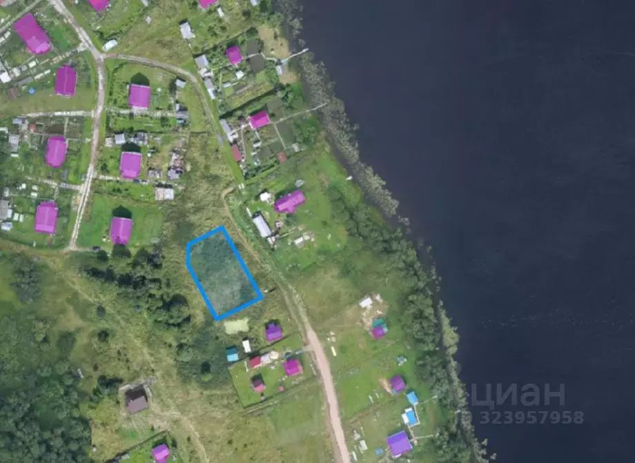 Участок в Ленинградская область, Подпорожское городское поселение, с. ... - Фото 2