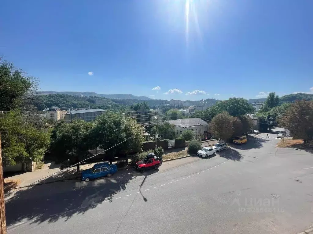 2-к кв. Ставропольский край, Кисловодск ул. Чкалова (55.1 м) - Фото 1