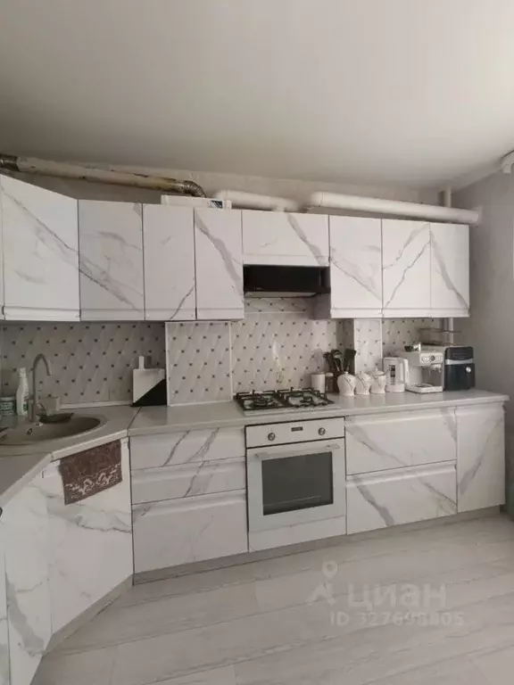 2-к кв. Адыгея, Тахтамукайский район, Яблоновский пгт ул. Кобцевой, ... - Фото 1