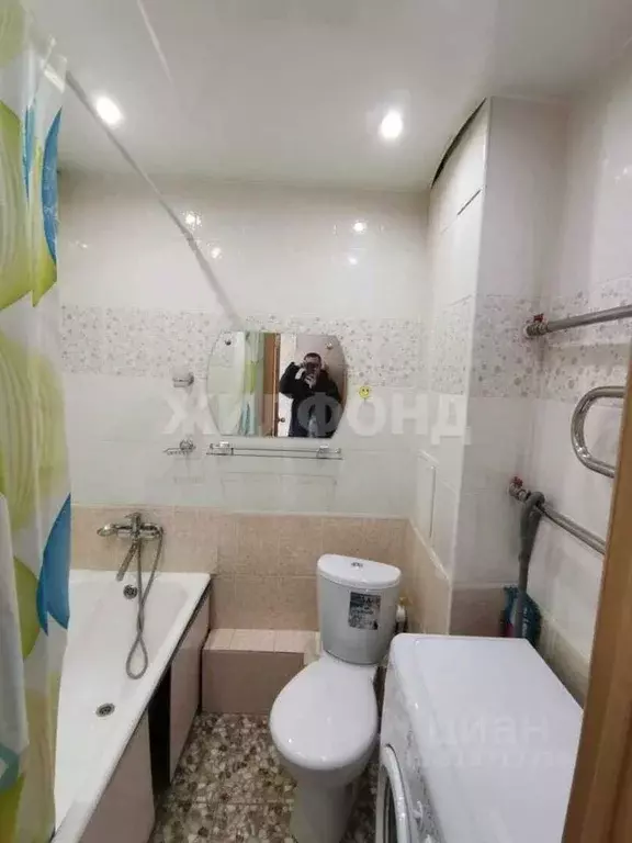 1-к кв. Новосибирская область, Новосибирск ул. Кошурникова, 41 (37.0 ... - Фото 0