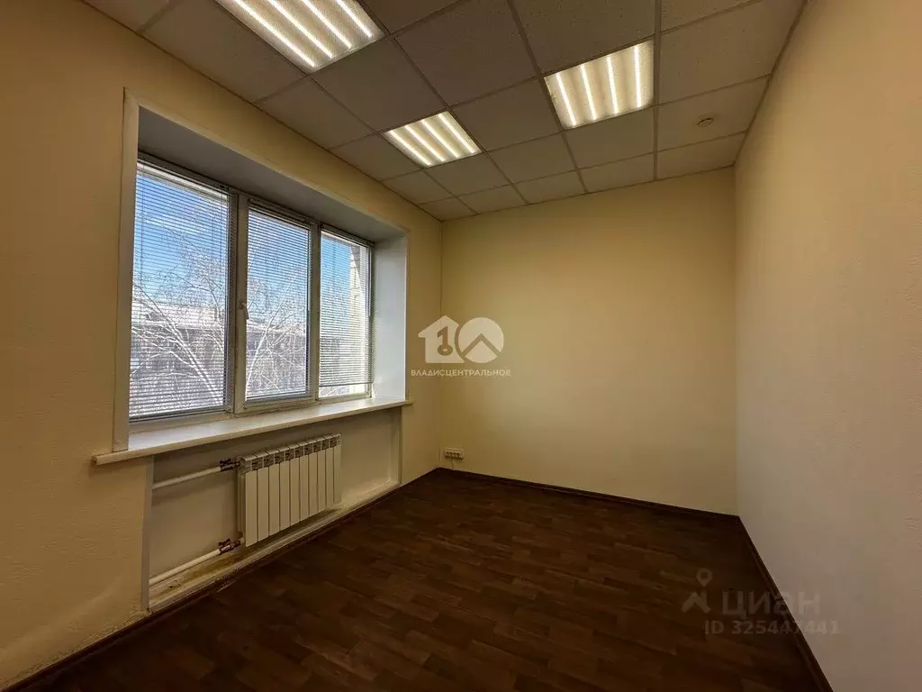 Офис в Новосибирская область, Новосибирск Танковая ул., 72 (65 м) - Фото 2