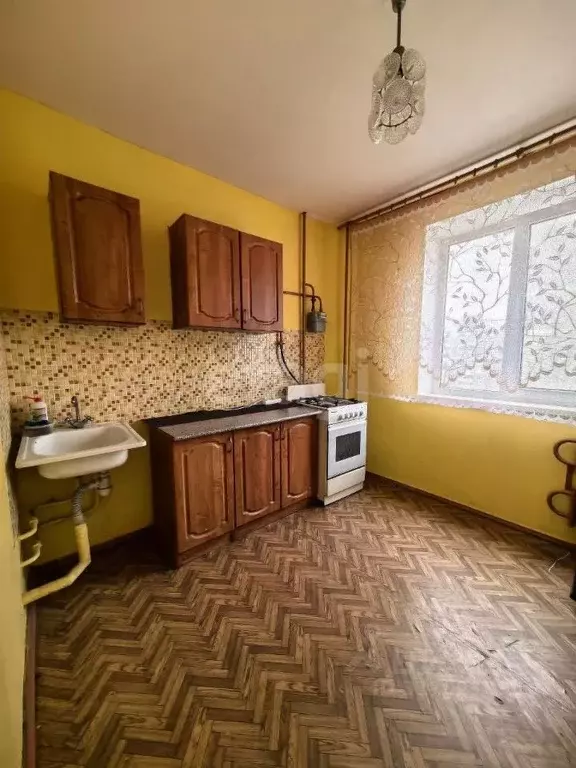 3-к кв. Белгородская область, Белгород ул. Есенина, 30 (68.8 м) - Фото 0