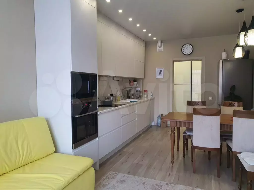 2-к. квартира, 70 м, 11/18 эт. - Фото 1