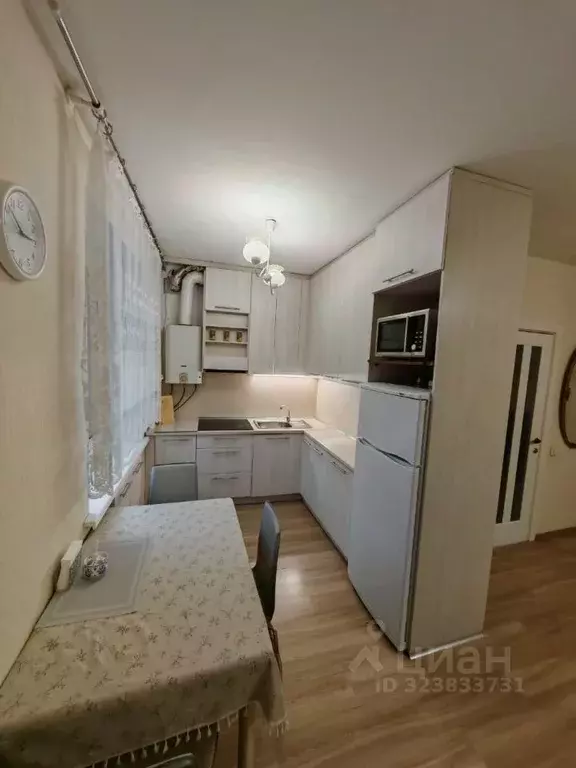 2-к кв. Карелия, Петрозаводск просп. Ленина, 37 (44.0 м) - Фото 0