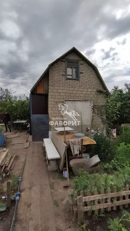 Дом в Оренбургская область, Орск Комсомольская пл. (15 м) - Фото 1