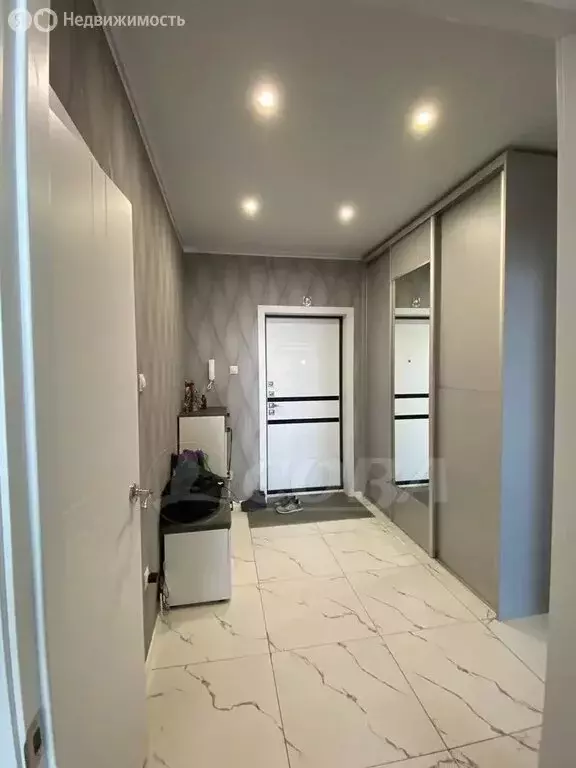 1-комнатная квартира: Тюмень, улица 50 лет Октября, 75к2 (41 м) - Фото 1