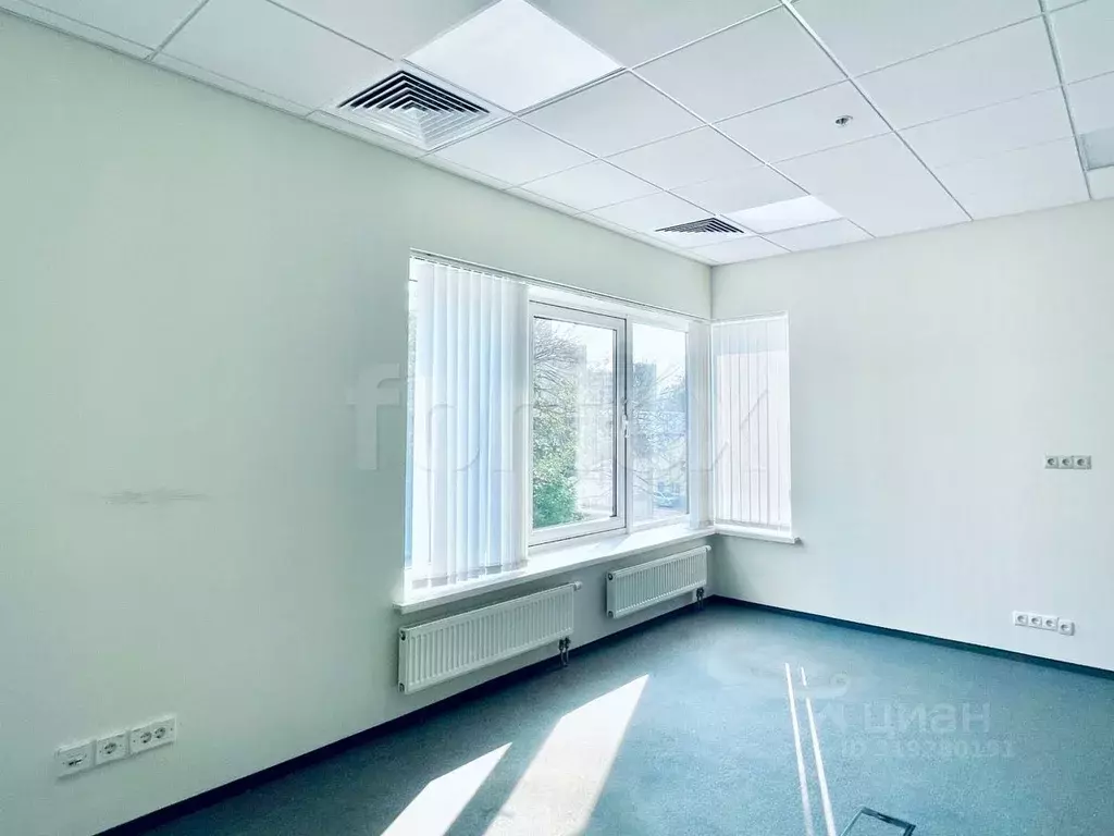 Офис в Москва Брянская ул., 5 (908 м) - Фото 1