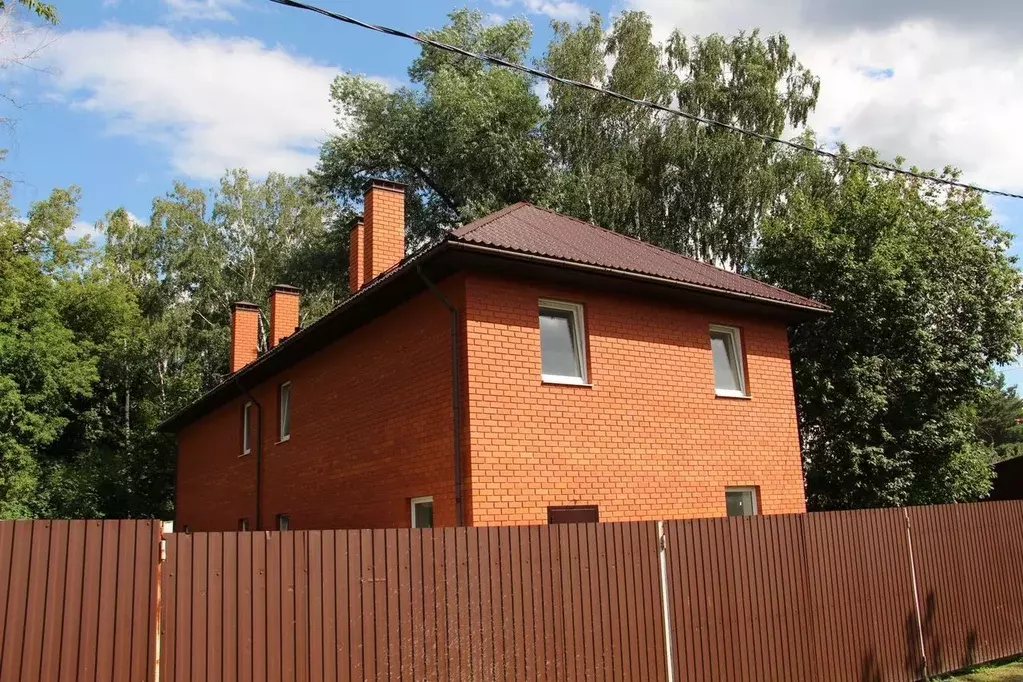 Таунхаус в Московская область, Люберцы городской округ, Малаховка пгт ... - Фото 1