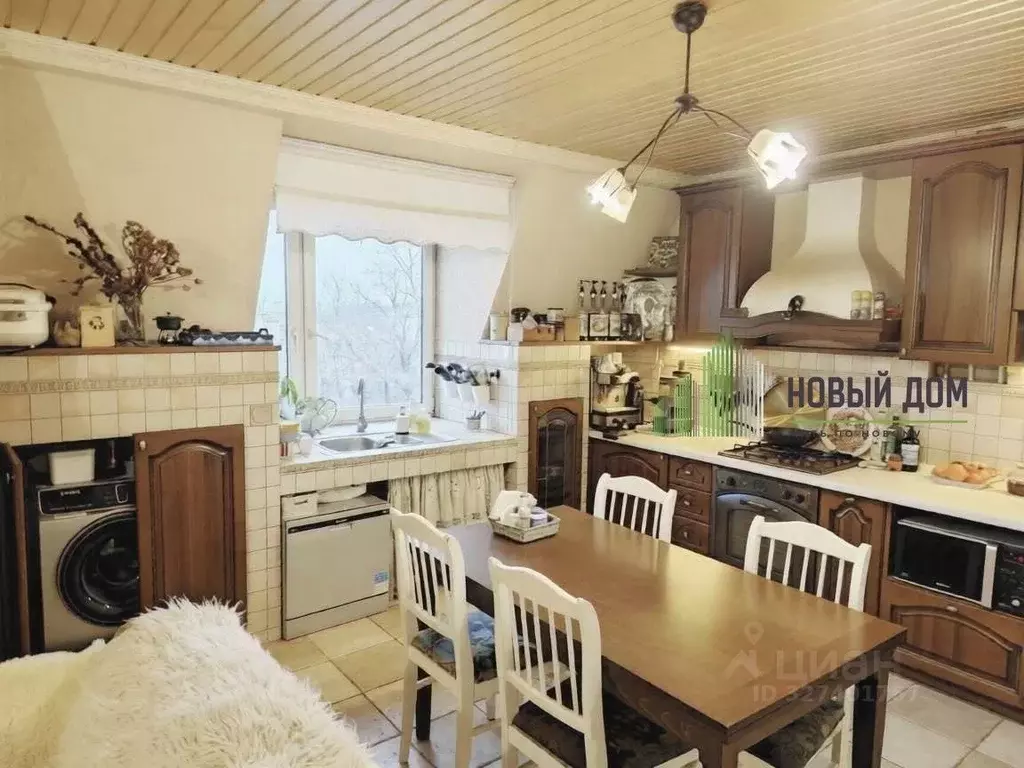 3-к кв. Новгородская область, Великий Новгород Московская ул., 10 ... - Фото 2