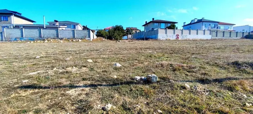 Участок в Севастополь ул. Урусова, 24 (7.0 сот.) - Фото 0