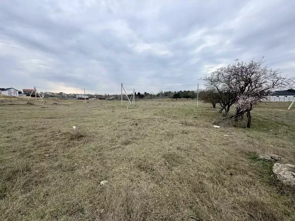 Участок в Севастополь ул. Александра Пирожкова (4.0 сот.) - Фото 1