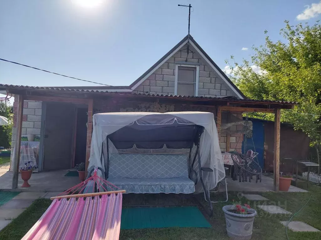 Дом в Самарская область, Ставропольский район, Верхнее Санчелеево ... - Фото 1