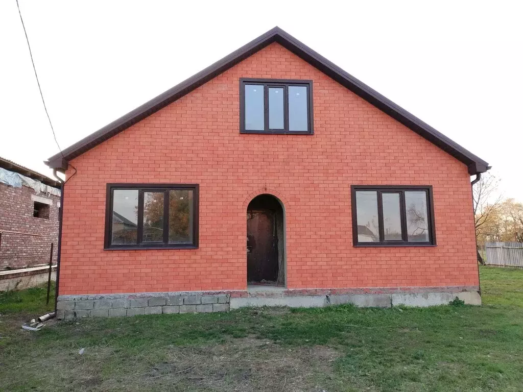 Дом в посёлок Красное Поле, Хлеборобная улица (139 м) - Фото 1