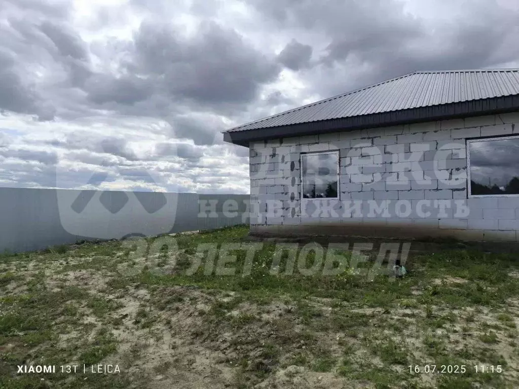 Дом в Тюменская область, Тюмень ул. Абалакская, 20 (120 м) - Фото 1