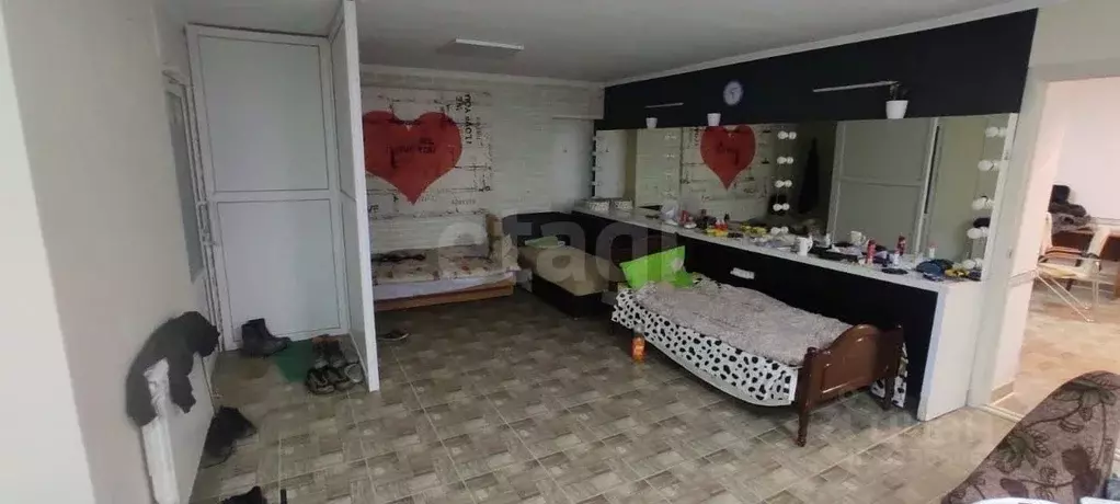 Помещение свободного назначения в Калмыкия, Элиста 10-й мкр, 19 (77 м) - Фото 2