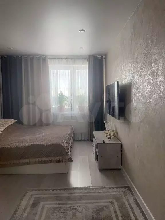 1-к. квартира, 40 м, 7/17 эт. - Фото 1