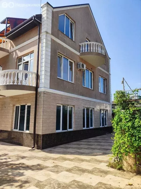 Квартира-студия: Лоо, улица Разина, 4А (22 м) - Фото 1