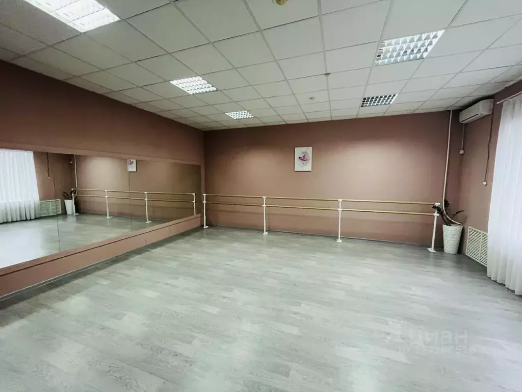 Помещение свободного назначения в Саратовская область, Саратов ... - Фото 1