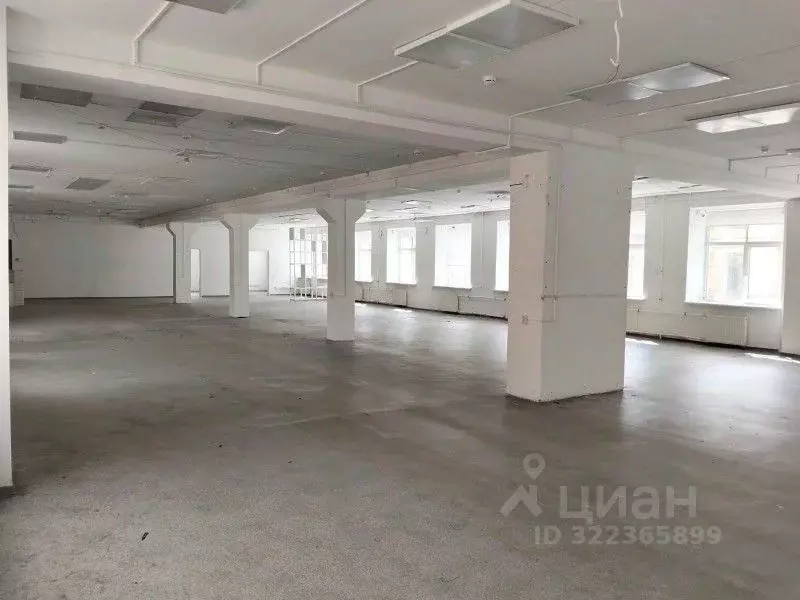 Торговая площадь в Санкт-Петербург Дегтярная ул., 5-7 (426 м) - Фото 1