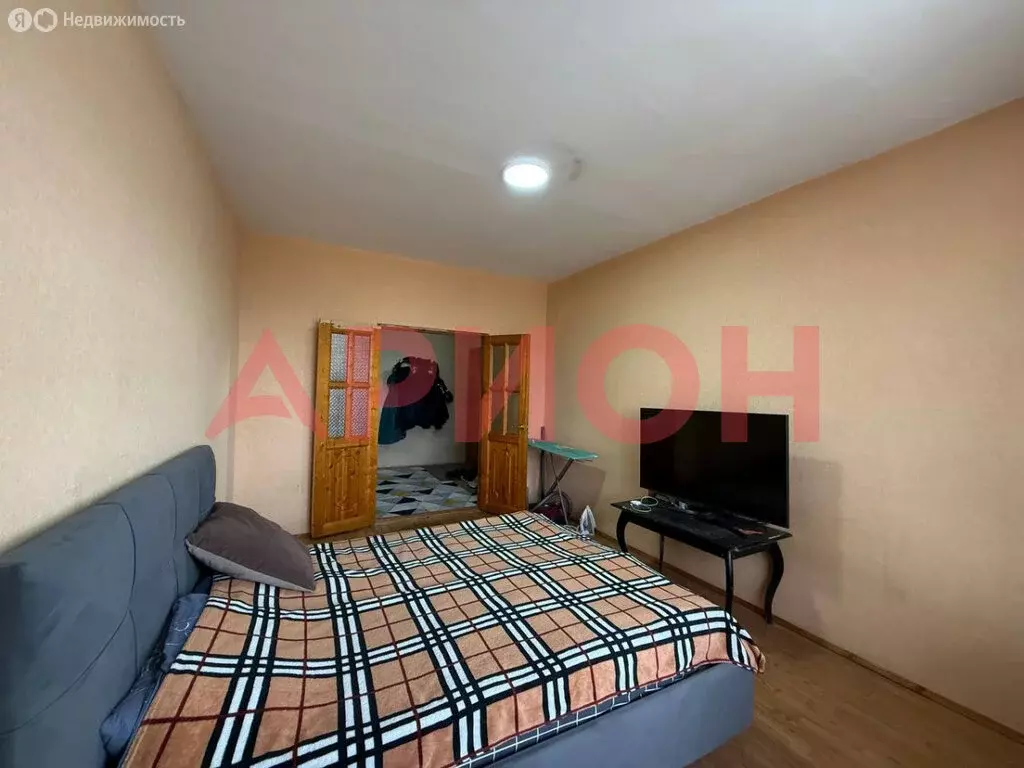 2-комнатная квартира: Тюмень, улица Николая Чаплина, 113 (50.4 м) - Фото 1