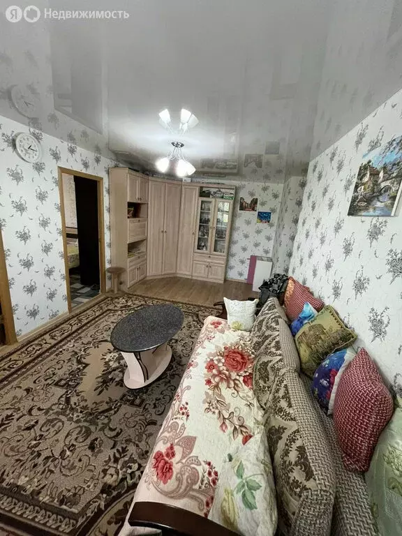 4-комнатная квартира: Шахты, Советская улица, 119 (62.5 м) - Фото 0