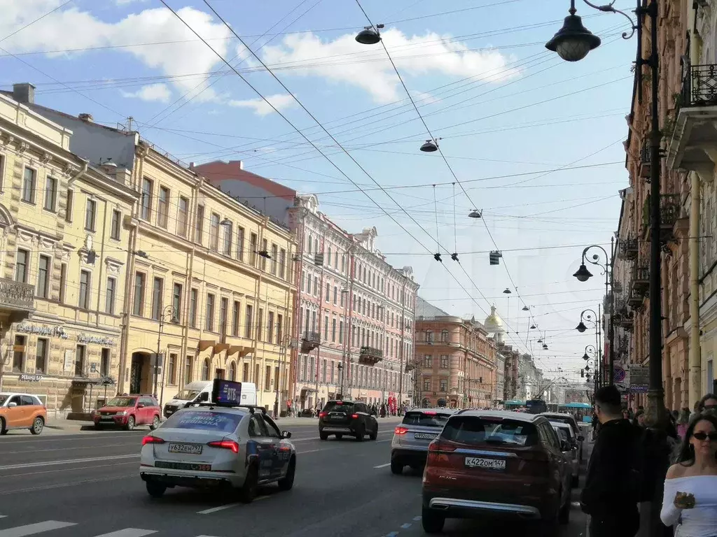 Комната 14 м в 5-к., 6/6 эт. - Фото 0
