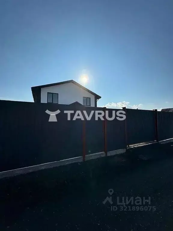 Дом в Крым, Симферопольский район, Трудовское с/пос, с. Ана-Юрт ул. ... - Фото 1