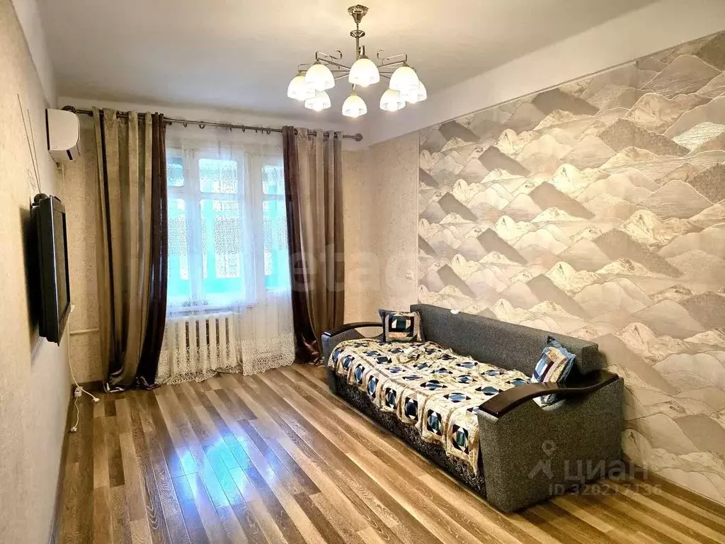 1-к кв. Дагестан, Махачкала ул. Абдулхакима Исмаилова, 21 (33.5 м) - Фото 1