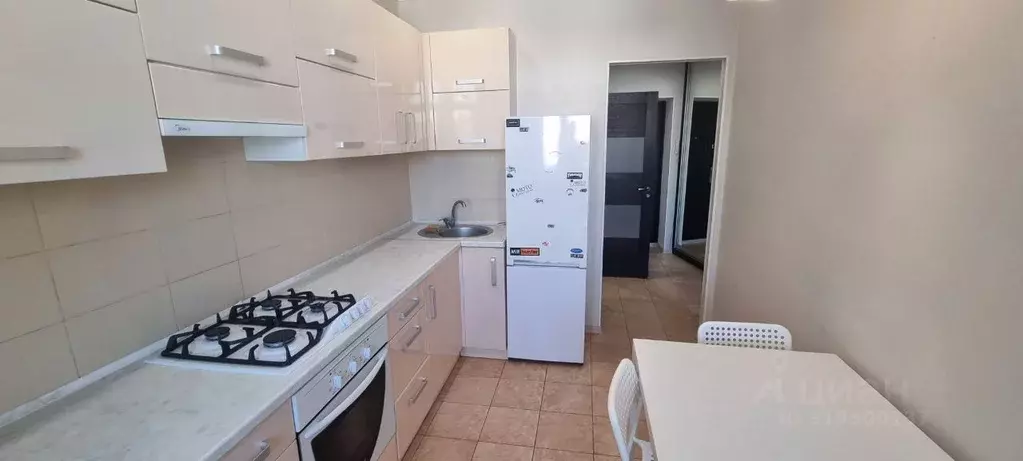 1-к кв. Крым, Симферополь ул. Камская, 29А (37.0 м) - Фото 1