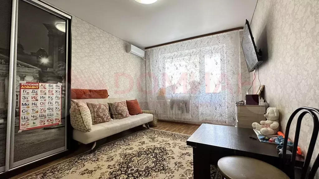 2-к. квартира, 60 м, 4/10 эт. - Фото 1