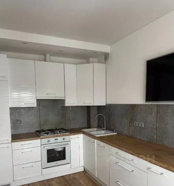 2-к кв. Калининградская область, Пионерский ш. Калининградское, 3 ... - Фото 1