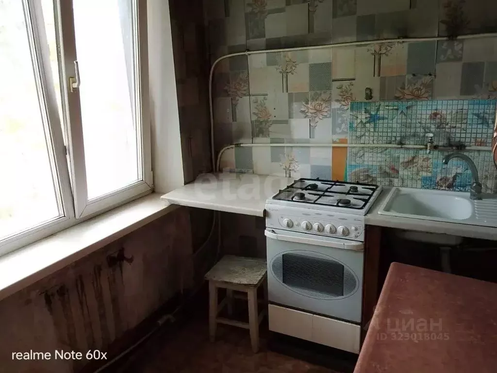 2-к кв. Омская область, Кормиловский район, с. Победитель Советская ... - Фото 1