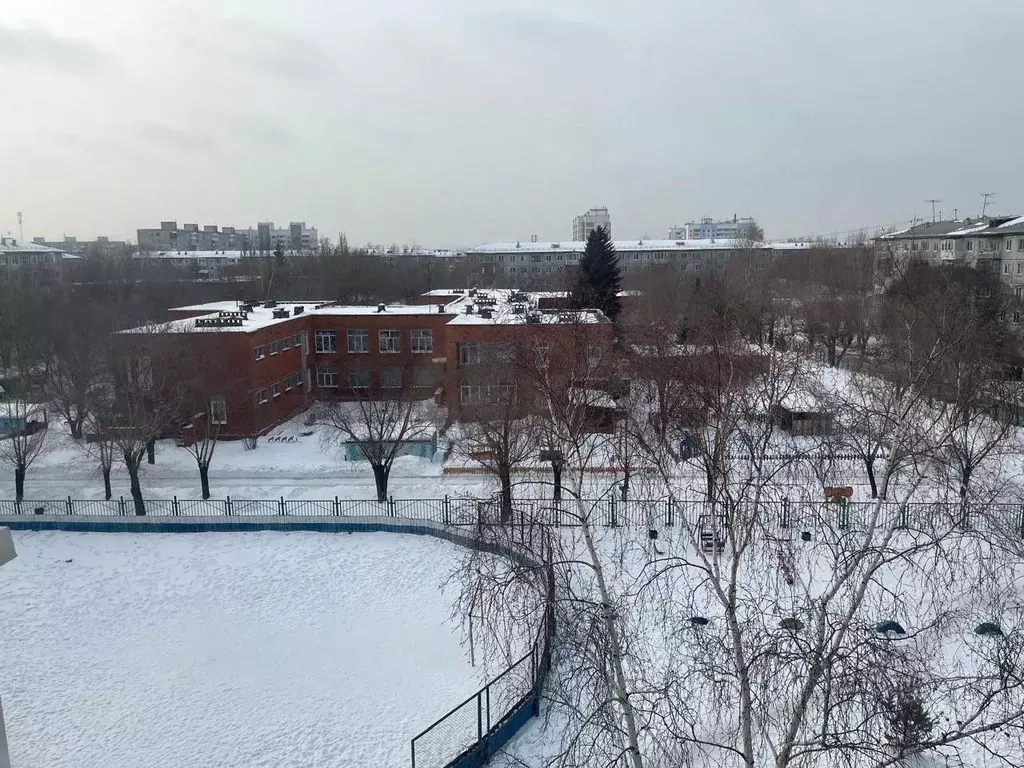 4-к кв. Омская область, Омск Сибирский просп., 8 (76.0 м) - Фото 1