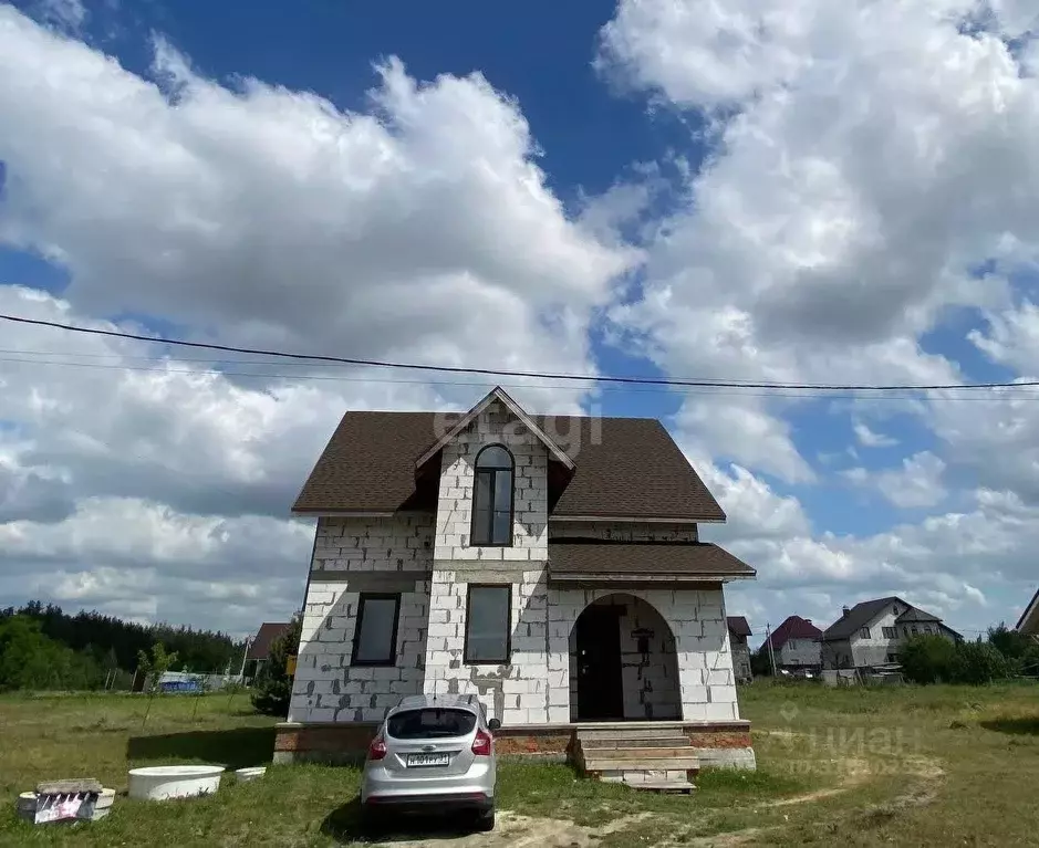 Коттедж в Белгородская область, Старооскольский городской округ, с. ... - Фото 1