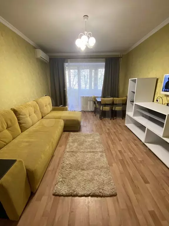 2-к. квартира, 54 м, 1/9 эт. - Фото 1