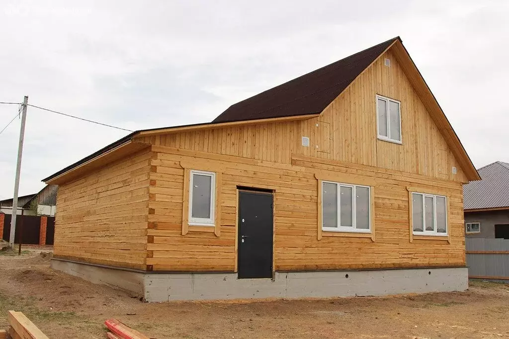 Дом в село Смоленка, микрорайон Благодатный (135.9 м) - Фото 1