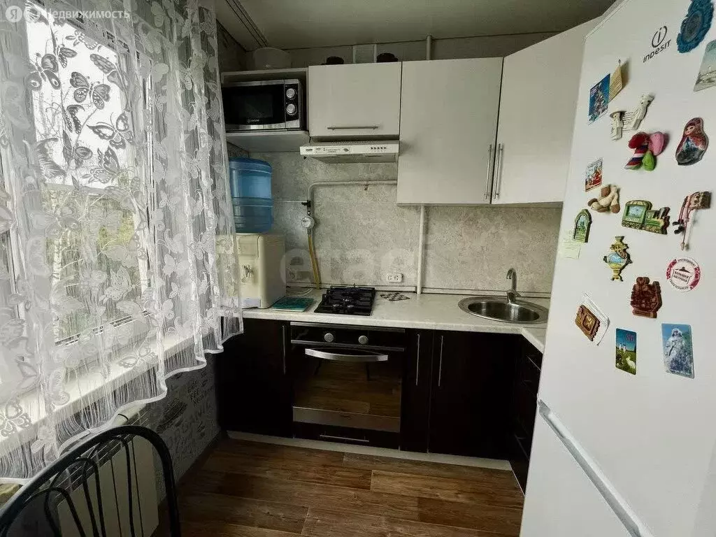 3-комнатная квартира: Бийск, улица Ильи Мухачёва, 121 (58.5 м) - Фото 2