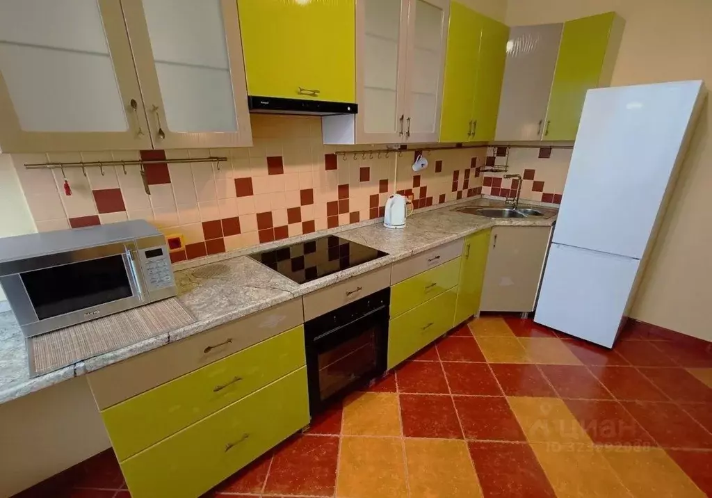 2-к кв. Волгоградская область, Волгоград Донецкая ул., 16а (56.8 м) - Фото 2