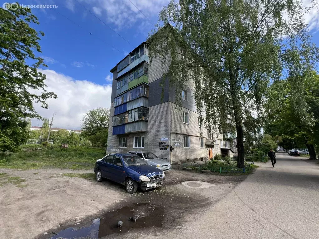2-комнатная квартира: Курск, Республиканская улица, 8 (40.6 м) - Фото 0
