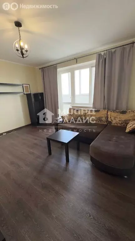 1-комнатная квартира: Омск, улица 19-я Линия, 184 (40.1 м) - Фото 0