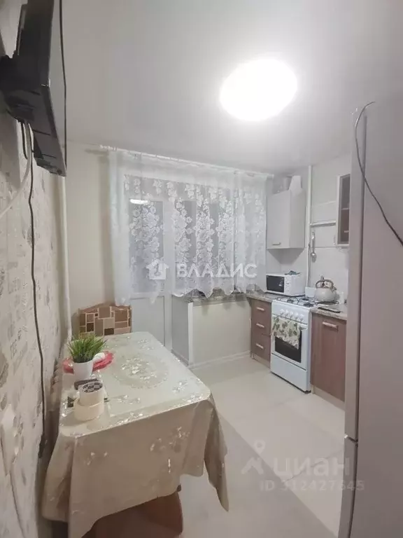 2-к кв. Владимирская область, Владимир ул. Ноябрьская, 107А (47.5 м) - Фото 1