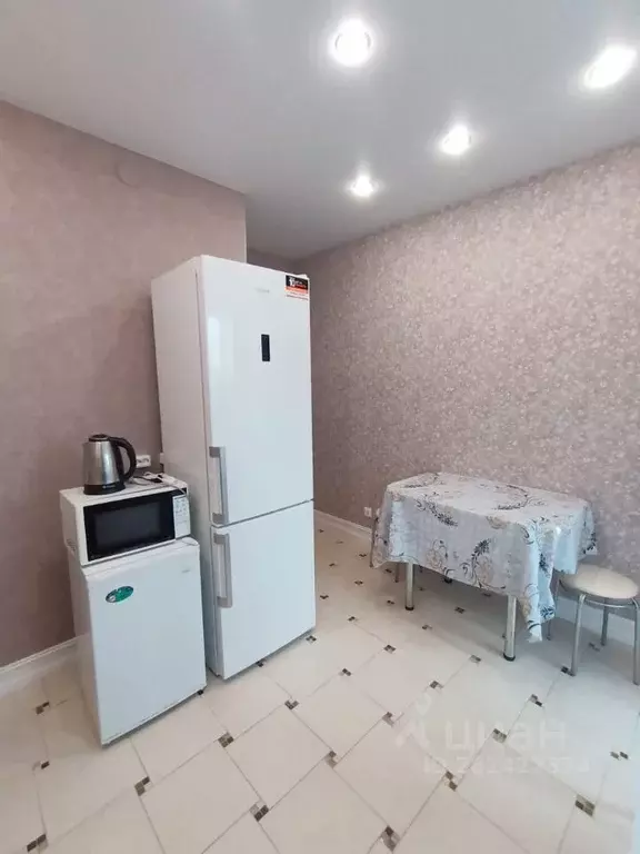 1-к кв. Татарстан, Казань ул. Сабира Ахтямова, 1к1 (42.0 м) - Фото 1