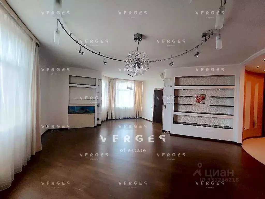 3-к кв. Москва Мичуринский просп., 7К1 (140.7 м) - Фото 1