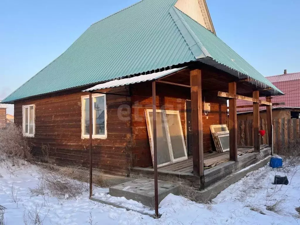 Дом в Бурятия, Иволгинский район, Гурульбинское с/пос, с. Поселье ул. ... - Фото 1