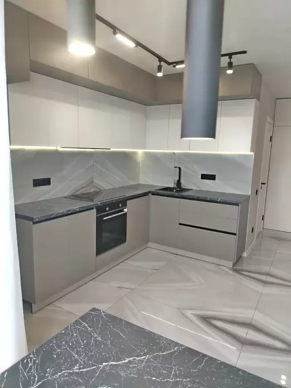 Продаётся 2-к квартира, 60 м - Фото 0