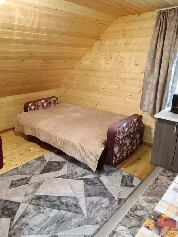 Комната Алтай, Чемальский район, с. Чемал ул. Калинина, 40 - Фото 0