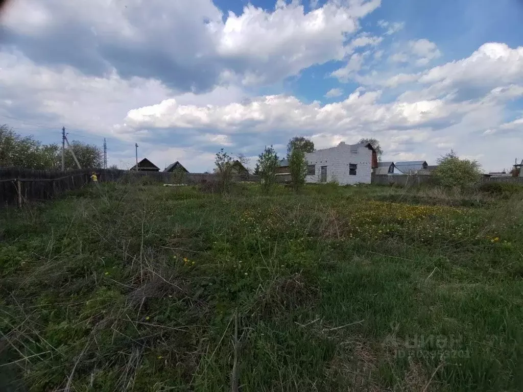 Участок в Свердловская область, Первоуральск городской округ, д. ... - Фото 0