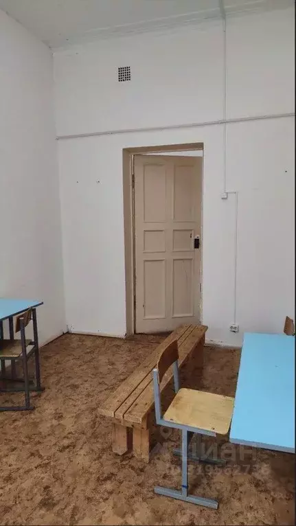 Помещение свободного назначения в Удмуртия, Глазов ул. Кирова, 51 (17 ... - Фото 0