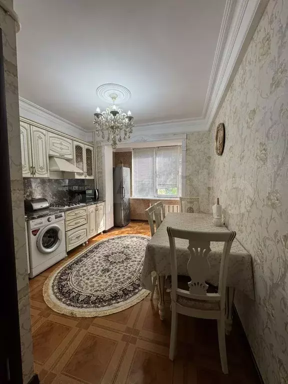 2-к. квартира, 60 м, 2/10 эт. - Фото 1