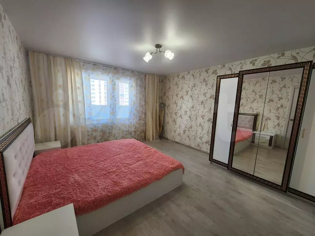 3-к. квартира, 70м, 4/12эт. - Фото 0